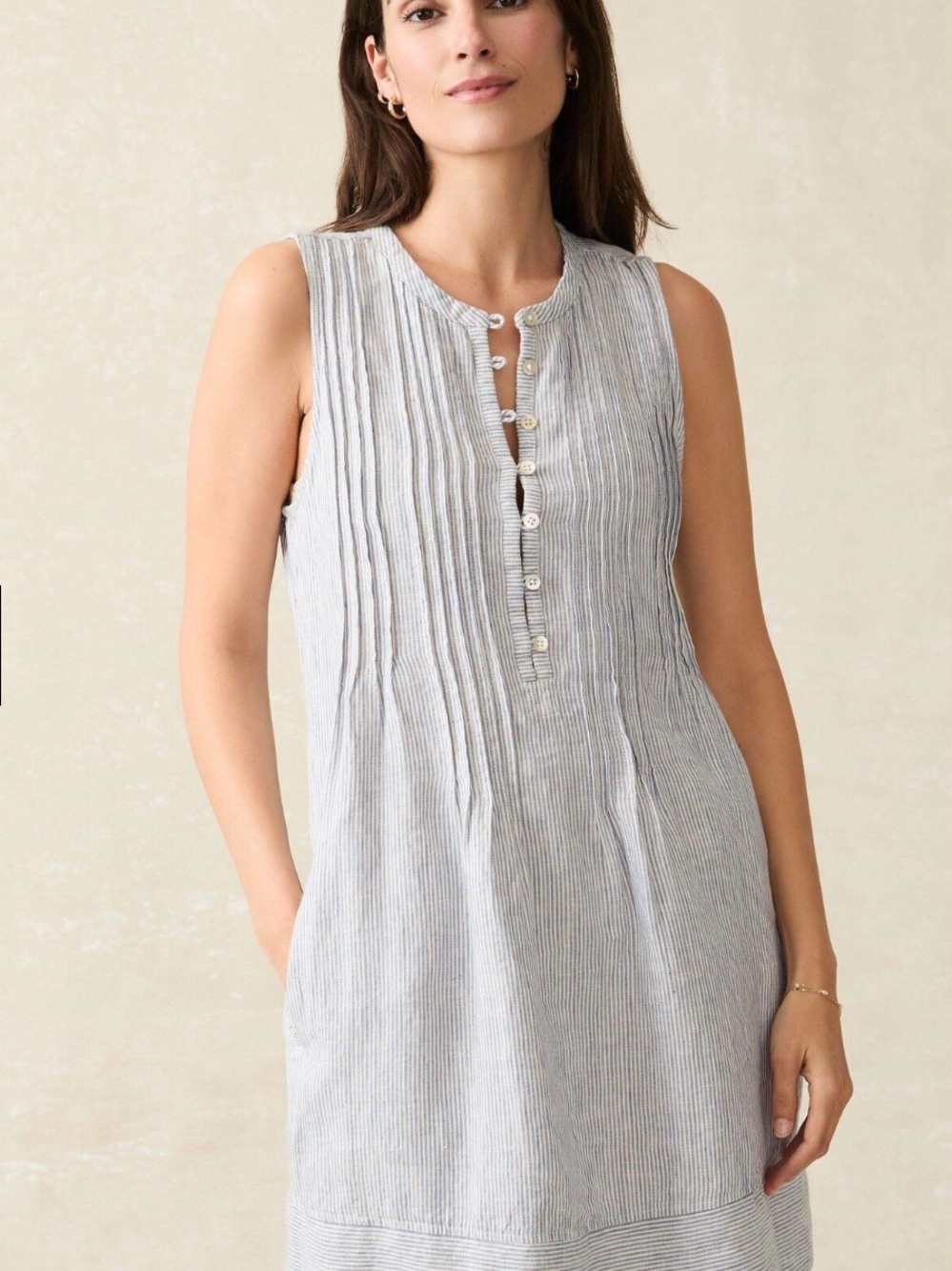Faherty Striped Button-Up Shirt in Navy and White